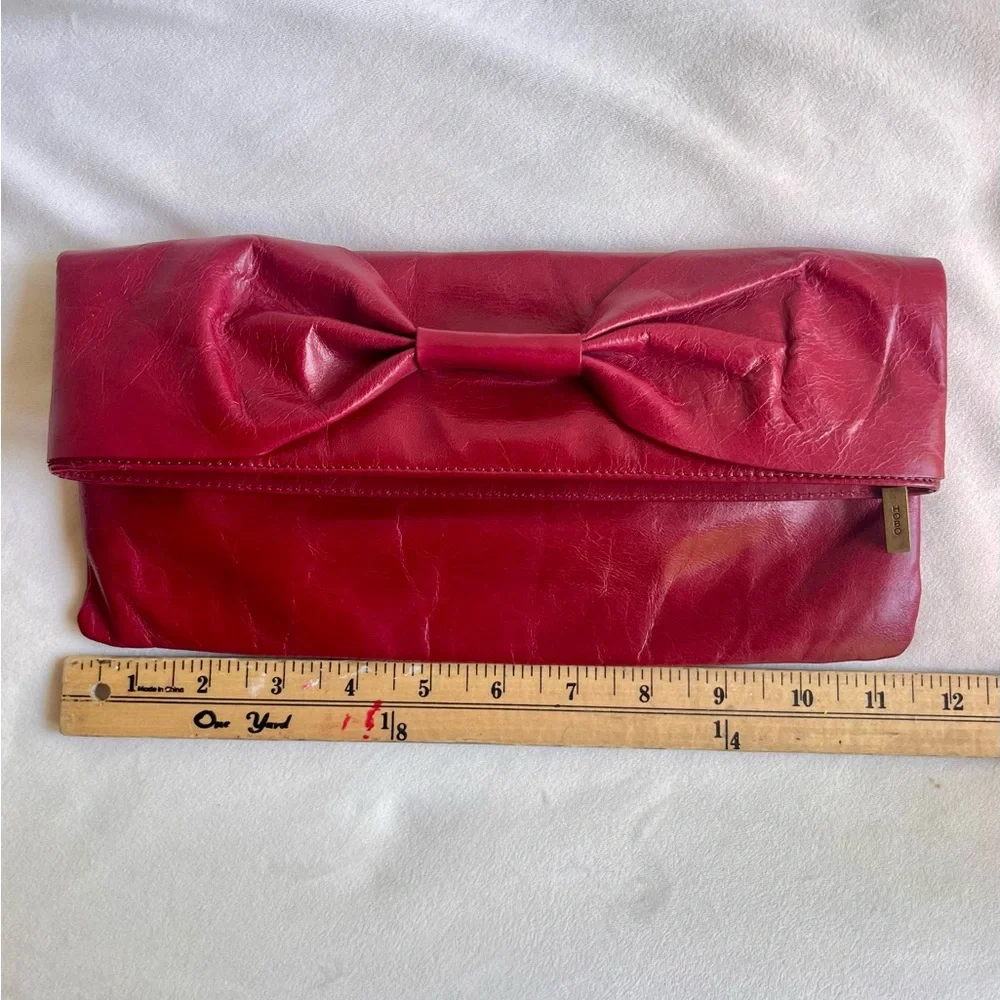 HOBO International Leather Bow Clutch Purse in Pink Red Fuchsia - Picture 9 of 11